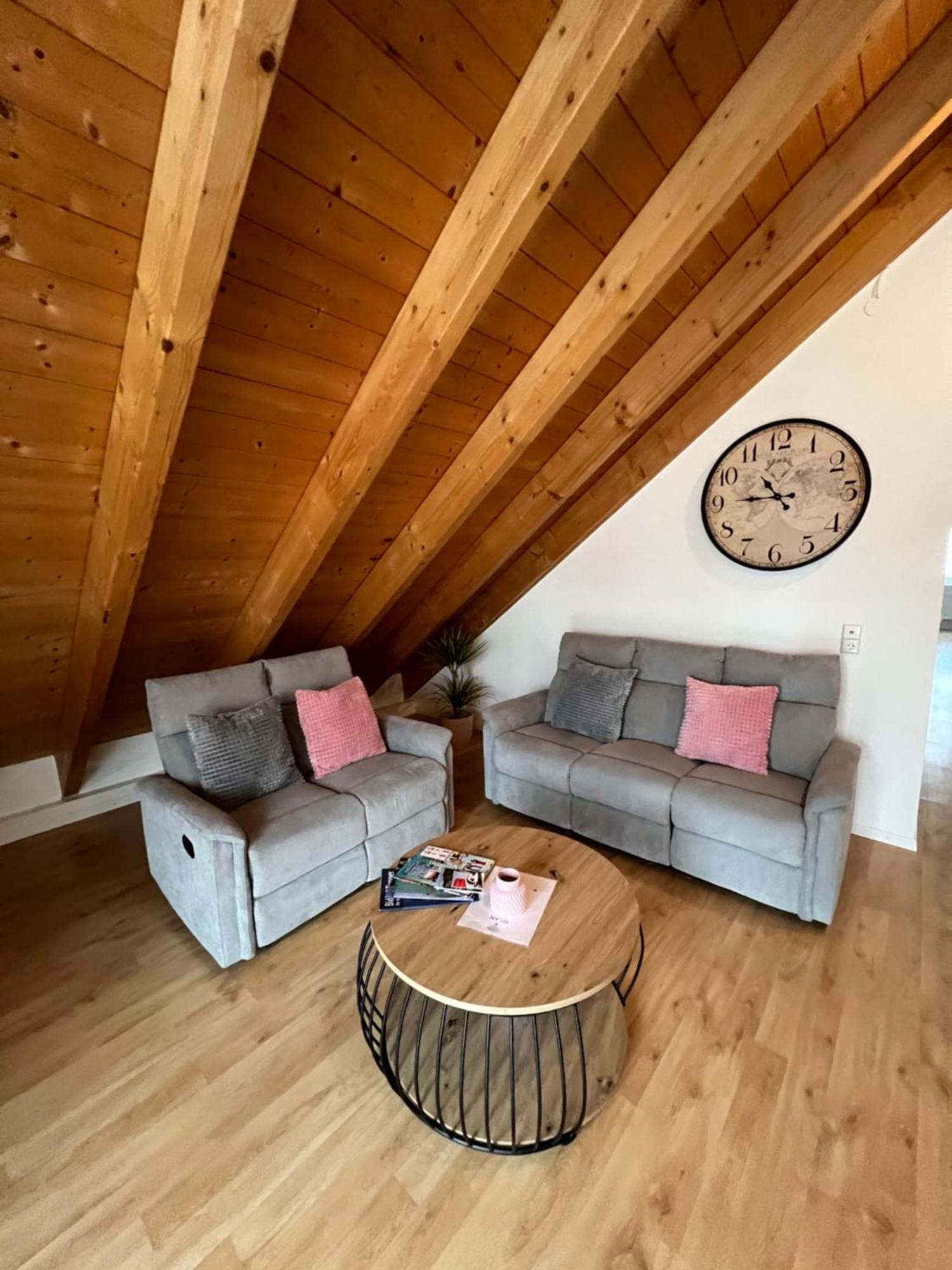 Ferienwohnung Zentral In Loerrach - Konus Gaestekarte Inklusive Luaran gambar