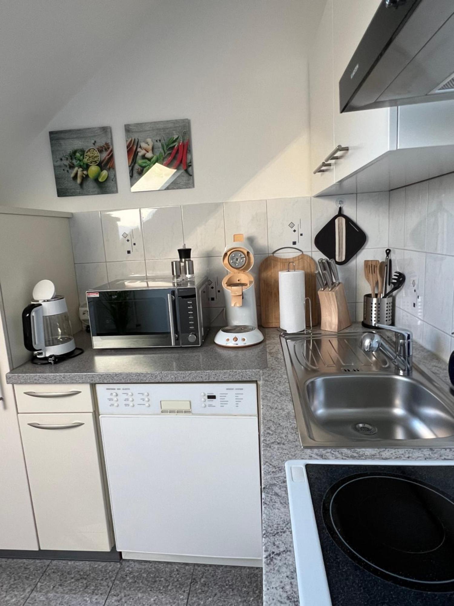 Ferienwohnung Zentral In Loerrach - Konus Gaestekarte Inklusive Luaran gambar